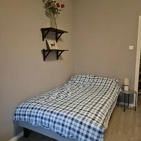 In With Free Parking アパート ヴァーサ